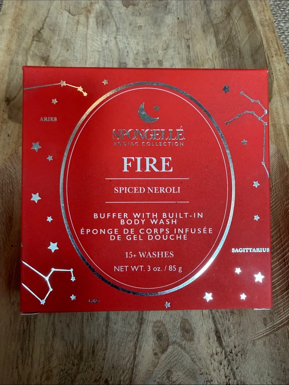 Spongellé Fire Spiced Neroli Exfoliant - Red with Silver Accents